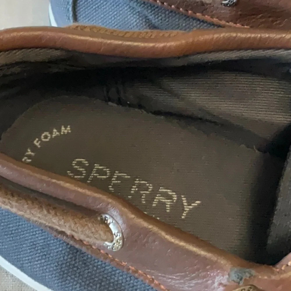 Sperry - Picture 6 of 7